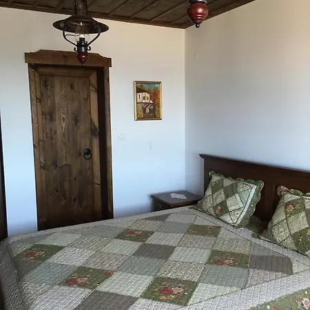 Lazovata House